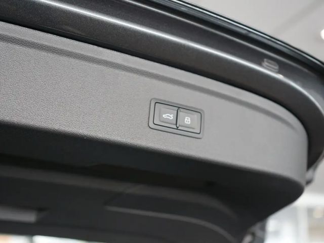 Audi A3 35 TFSI S-Line Sedan Sportback