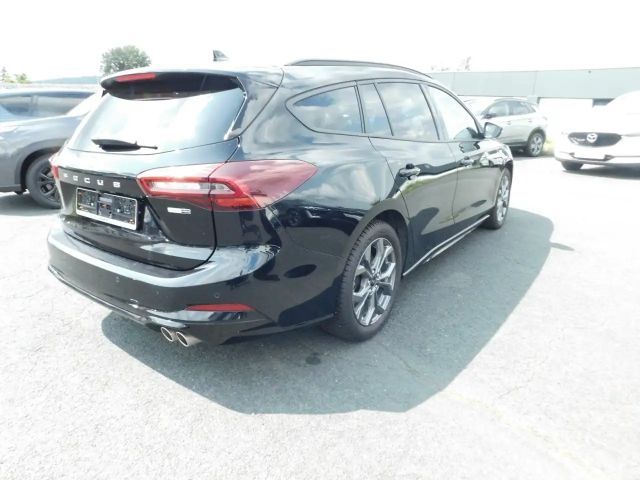 Ford Focus ST Line Wagon