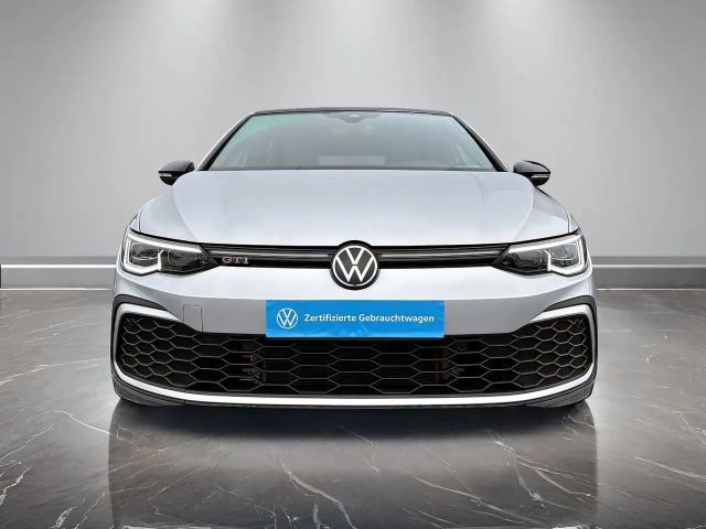 Volkswagen Golf GTI Style