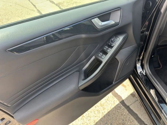 Ford Focus EcoBoost ST Line Wagon