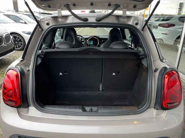 MINI John Cooper Works AD Leder LED SHZ RFK PDC SHZ DAB+