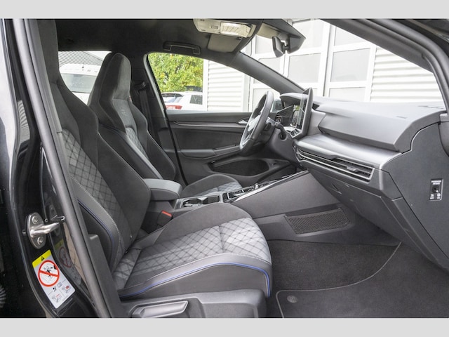 Volkswagen Golf R-Line Variant