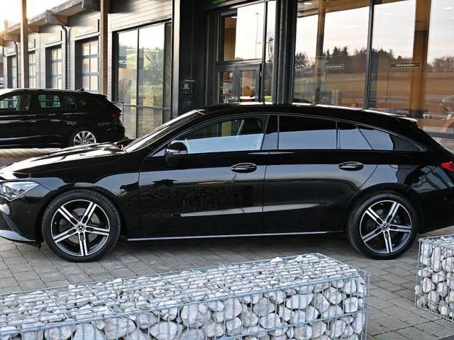 Mercedes-Benz CLA 220 CLA 220 d Shooting Brake