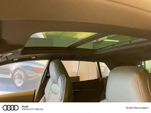 Audi RS Q8 Performance Quattro