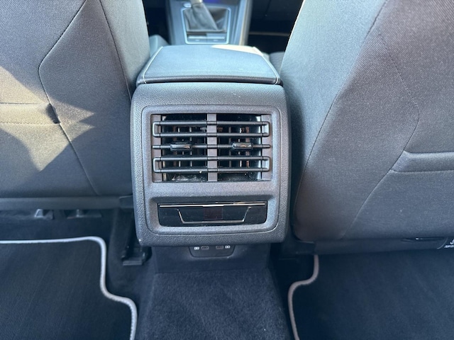 Volkswagen Golf TSI CarPlay/Black/AHK/Virt/ACC/LED