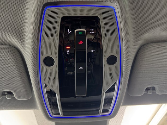 Audi A8 60 TFSI Hybride Quattro