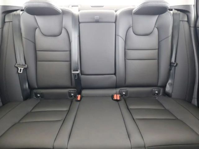 Volvo S60 Dark Plus