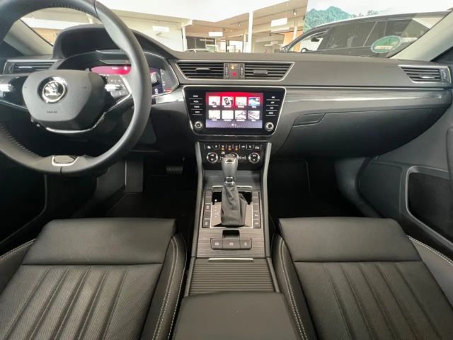 Skoda Superb 2.0 TDI Combi
