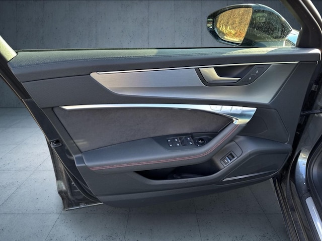 Audi S6 Quattro Sedan