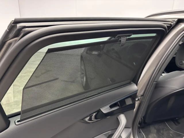 Audi A4 35 TDI Avant S-Line S-Tronic