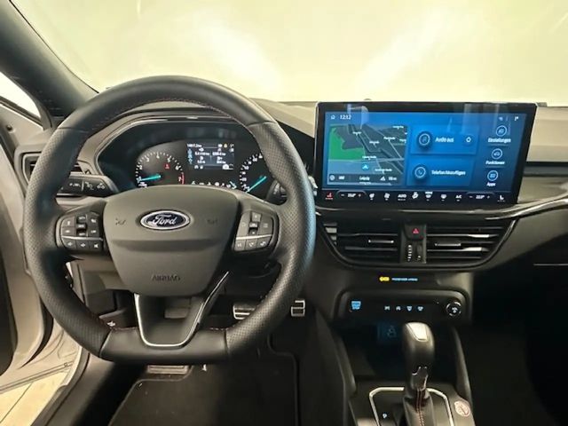 Ford Focus ST Line Wagon