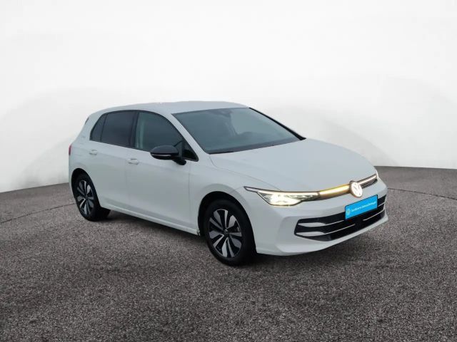 Volkswagen Golf 1.5 eTSI DSG Golf VIII