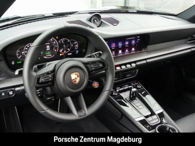 Porsche 992 Cabrio Carrera GTS