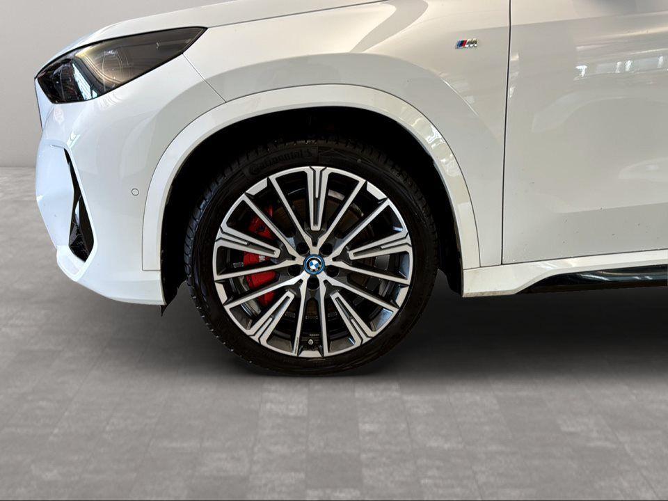 BMW iX1 xDrive30