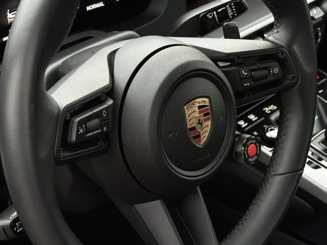 Porsche 992 Cabrio Carrera S