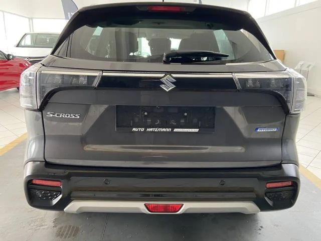 Suzuki S-Cross S-CROSS Shine 1,4 129PS Allraad 6G Schalter