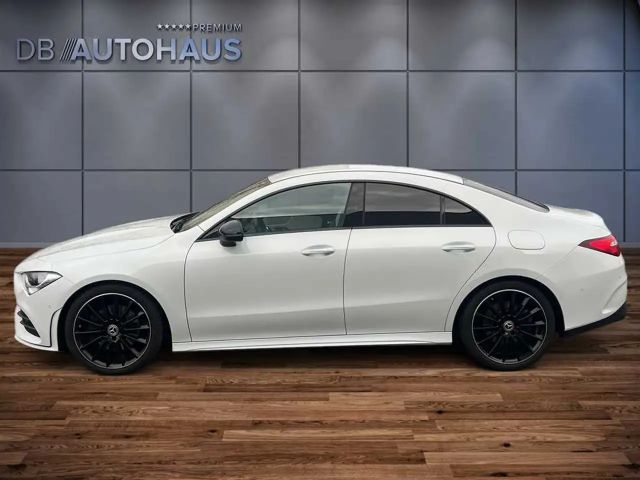 Mercedes-Benz CLA 250 4MATIC AMG Line Sedan