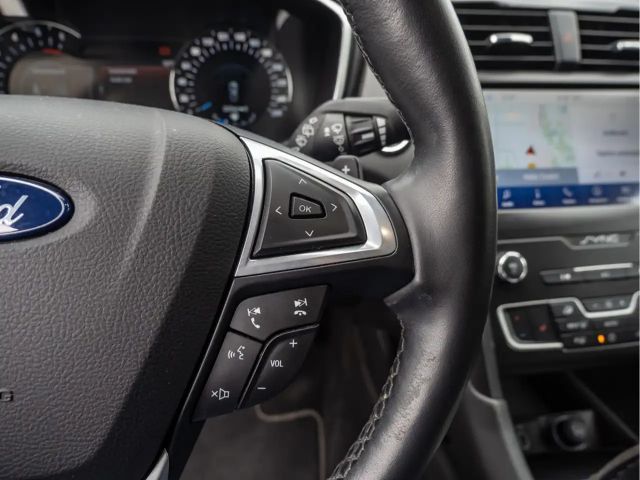 Ford Mondeo Titanium