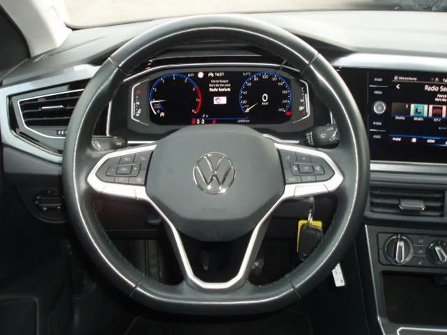 Volkswagen Polo Style