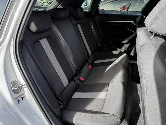 Audi A3 35 TFSI Sedan Sportback