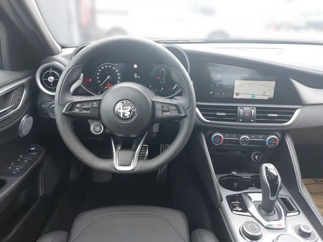 Alfa Romeo Giulia AWD