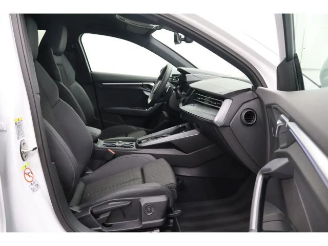 Audi A3 35 TFSI S-Line Sedan Sportback