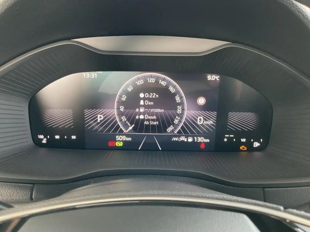 Skoda Karoq 1.5 TSI Selection