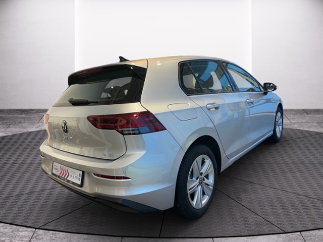 Volkswagen Golf 1,5 TSI LED NAVI LIGHT-ASSIST APP-CON.