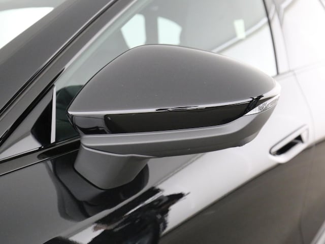 Audi A6 Avant Quattro S-Tronic