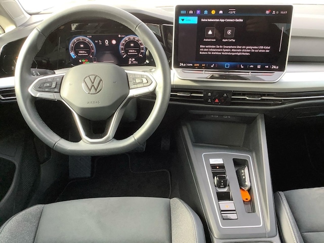 Volkswagen Golf 1.5 TSI DSG Life Variant