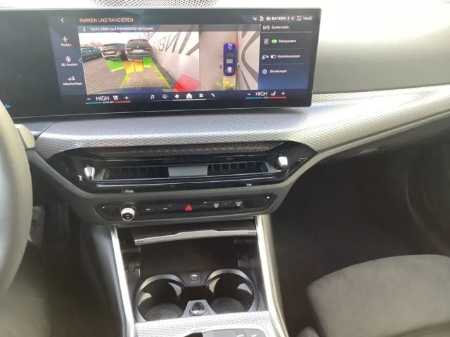 BMW 320 320d M-Sport Sedan xDrive