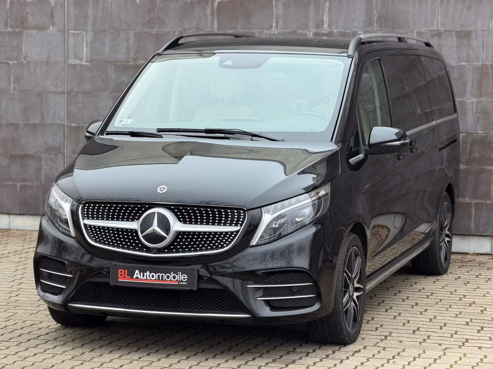 Mercedes-Benz V 300 AMG Line EXCLUSIVE