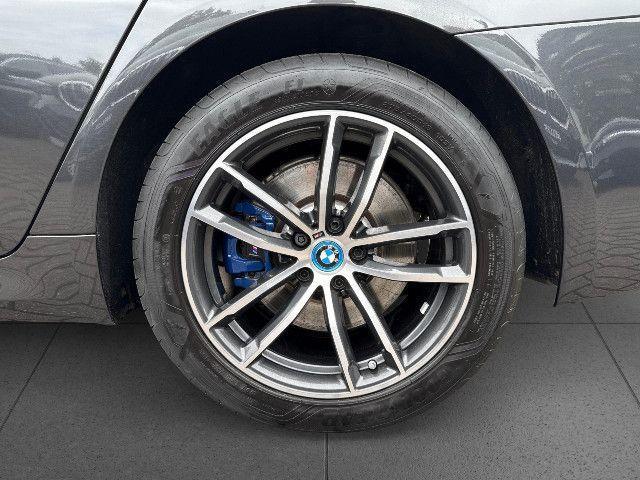 BMW 545 545e Sedan xDrive