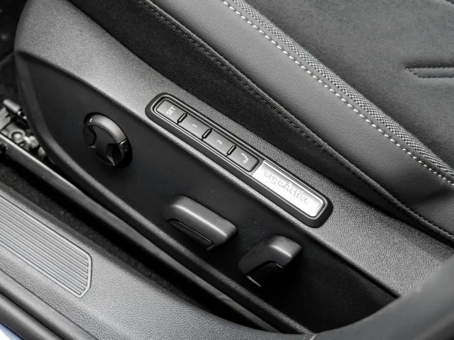 Volkswagen Golf 1.5 eTSI DSG Golf VIII