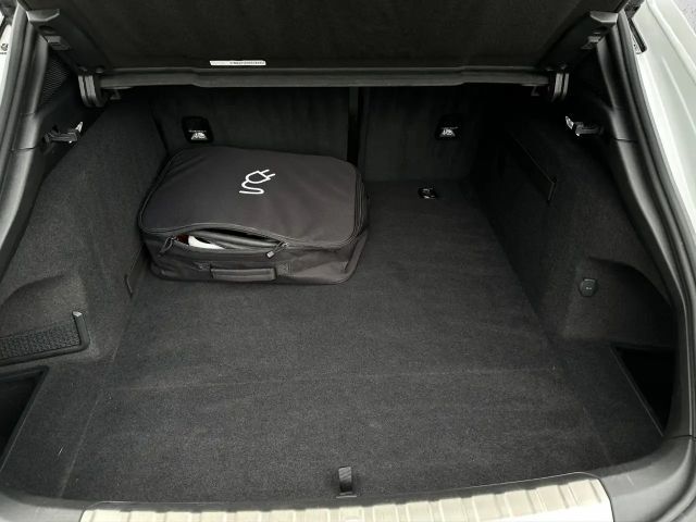 Porsche Taycan GTS Sport Turismo