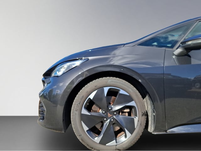 Cupra Born Born  PDC SHZ KAMERA NAVI ACC AKTIVSITZE LED