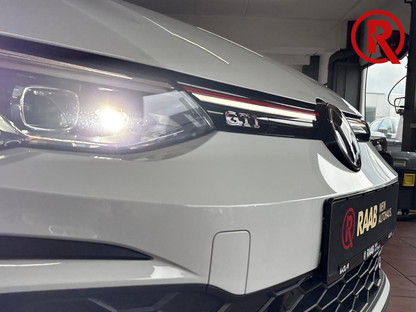 Volkswagen Golf 2.0 TSI GTI Golf VIII