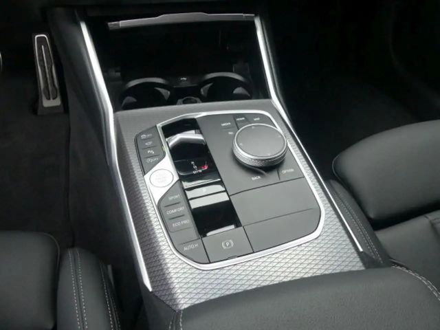 BMW 320 320i Touring