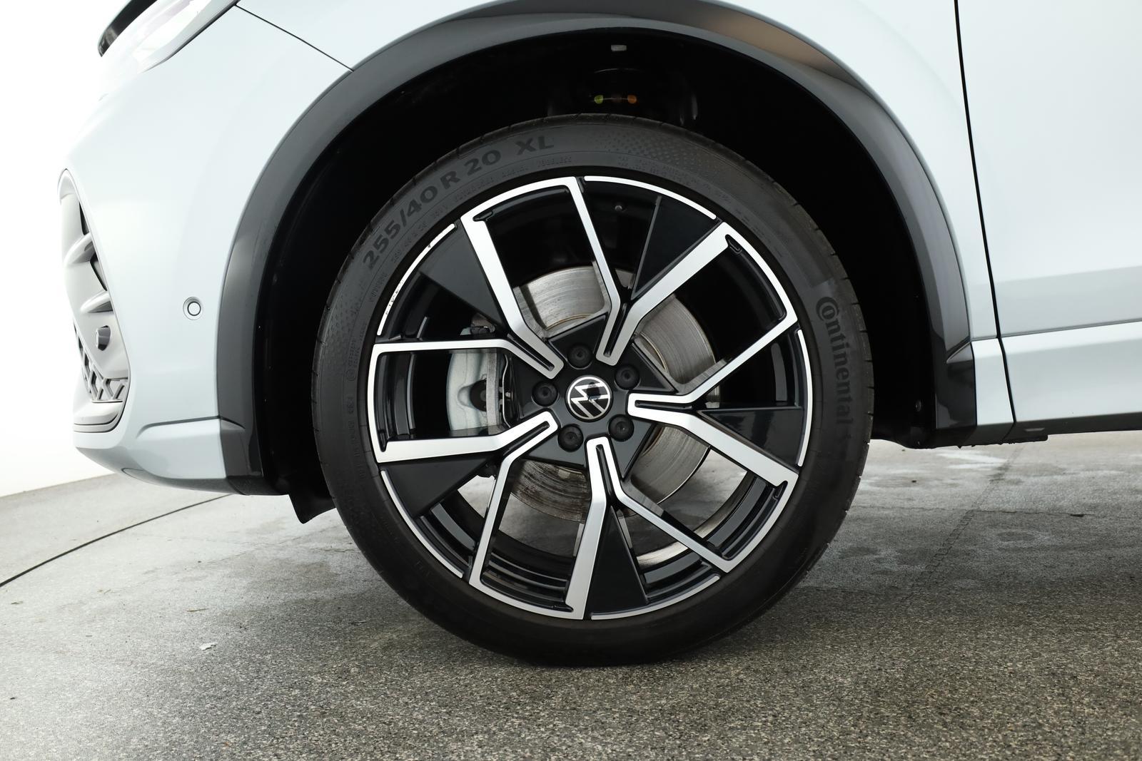 Volkswagen Tiguan 2.0 TSI DSG IQ.Drive R-Line