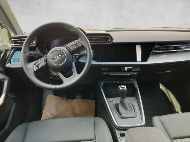 Audi A3 30 TFSI Sedan