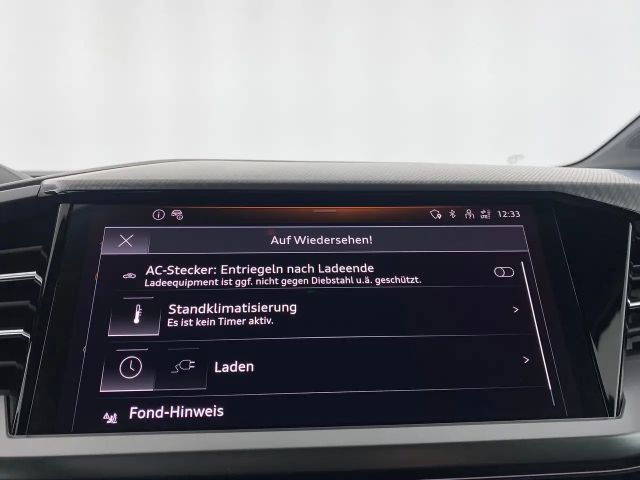 Audi Q4 e-tron Audi Q4 45 e-tron