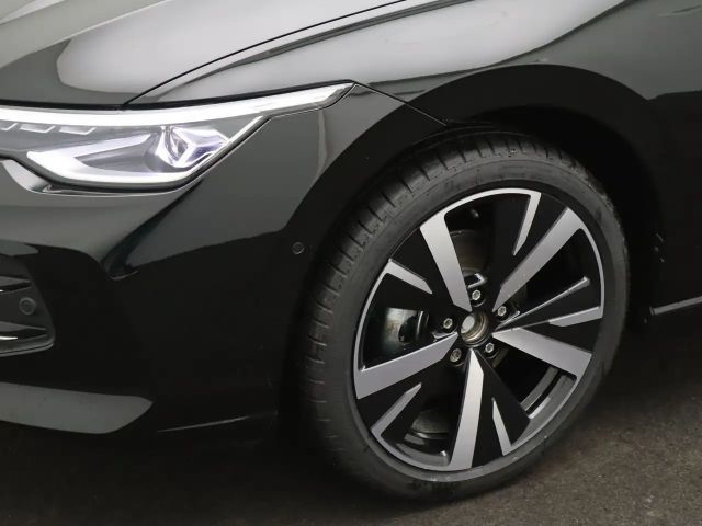 Volkswagen Golf 1.5 TSI DSG Style