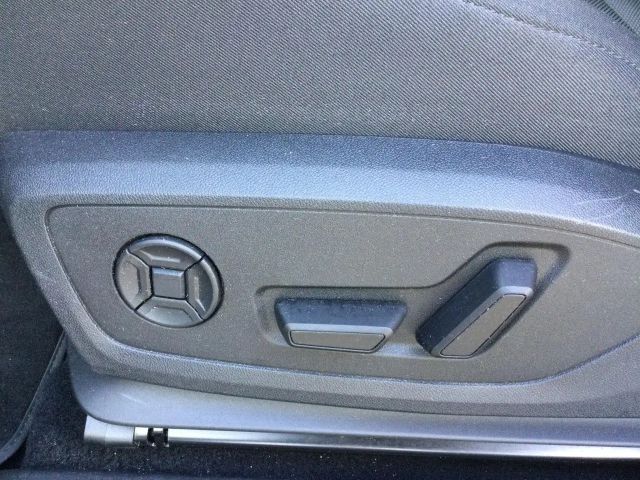 Audi Q4 e-tron 40 S-Line