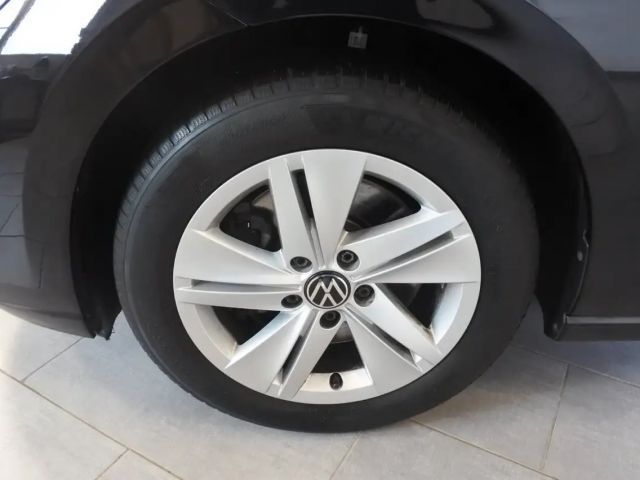 Volkswagen Golf 2.0 TDI Golf VIII Life Variant
