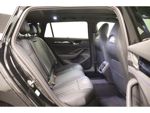 Volkswagen Passat 2.0 TDI R-Line Variant