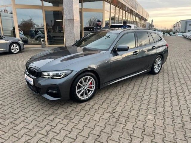 BMW 320 320d M-Sport Touring