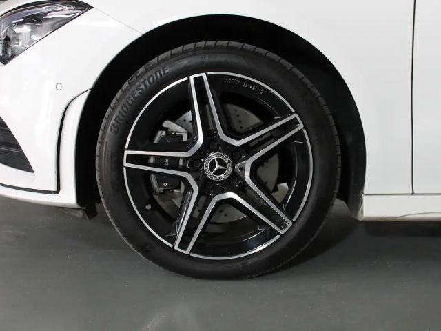 Mercedes-Benz CLA 250 AMG Line CLA 250 e