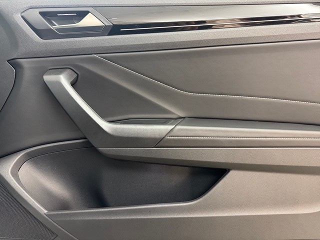 Volkswagen T-Roc Cabriolet IQ.Drive R-Line