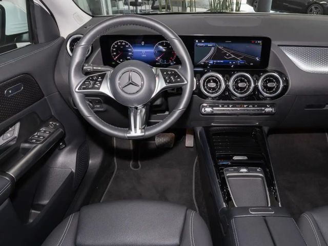 Mercedes-Benz GLA 220 4MATIC