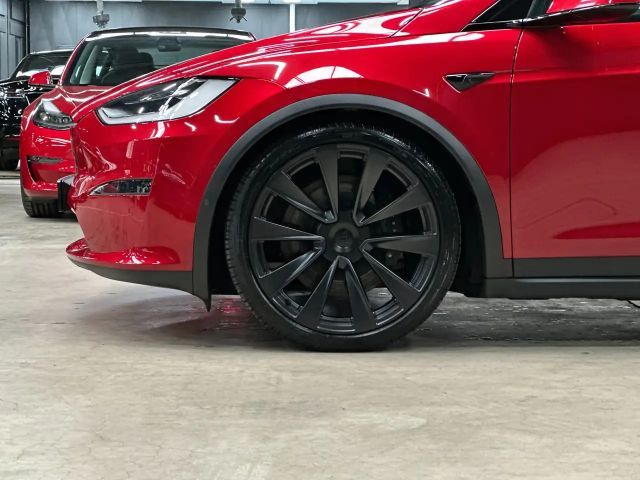 Tesla Model X Plaid